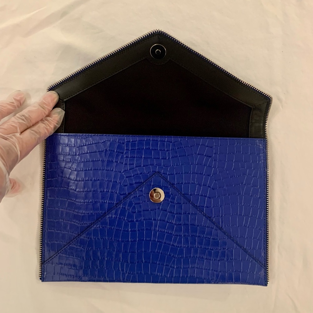 Blue Croc Rebecca Minkoff Leo Envelope Clutch! - Picture 10 of 11